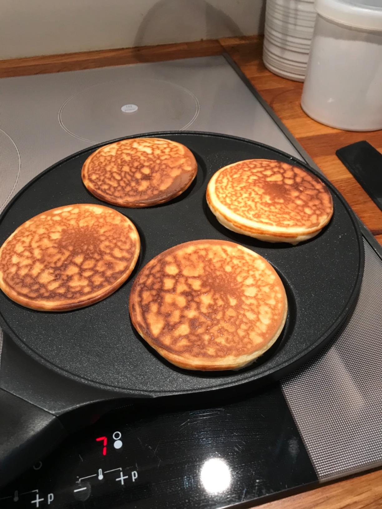 Beka Kitchen Fun poêle à blinis 27 cm noire