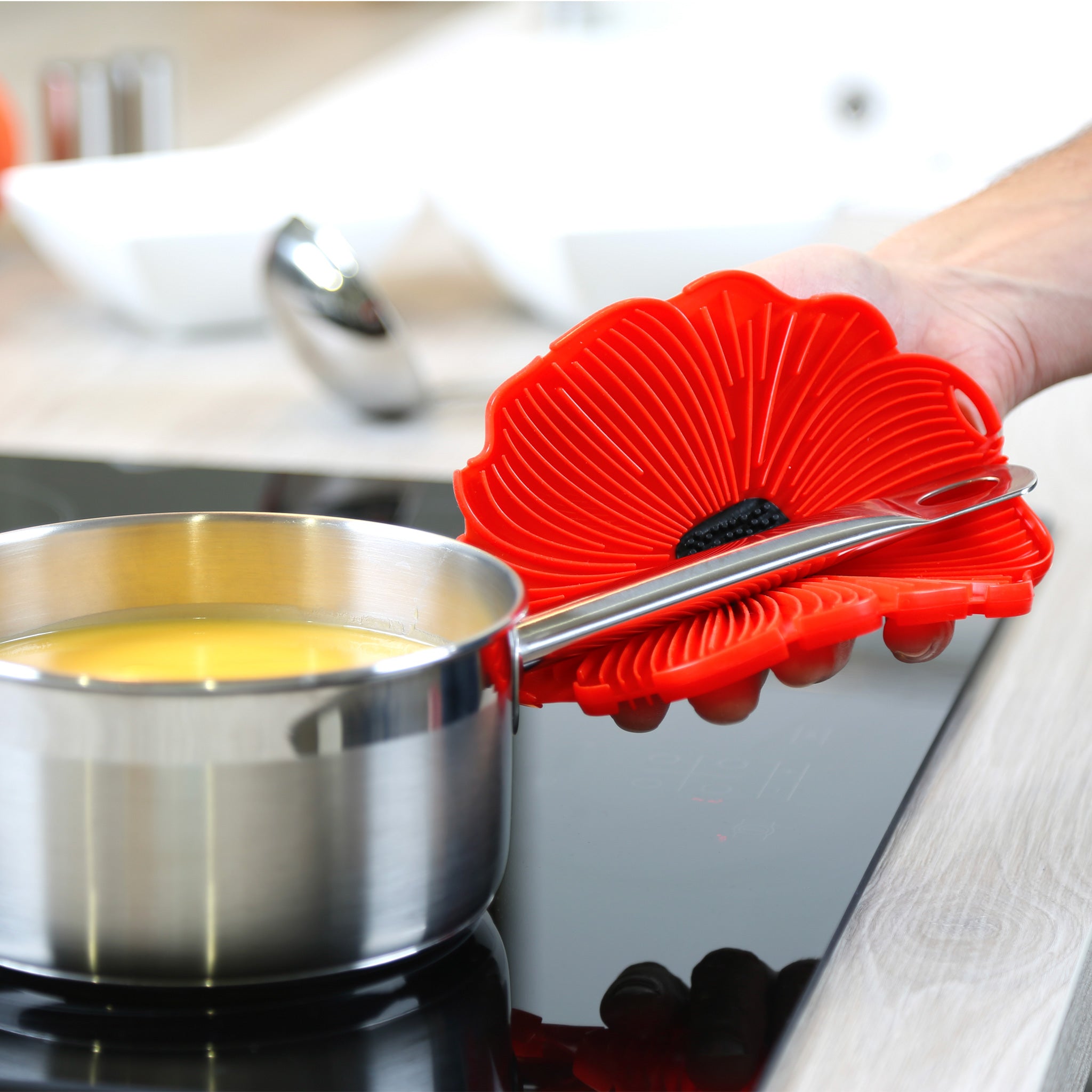 Charles Viancin Poppy dessous de plat silicone 15 cm rouge